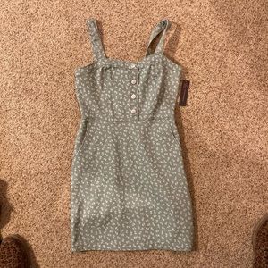 Green/Flower print No Boundaries dress